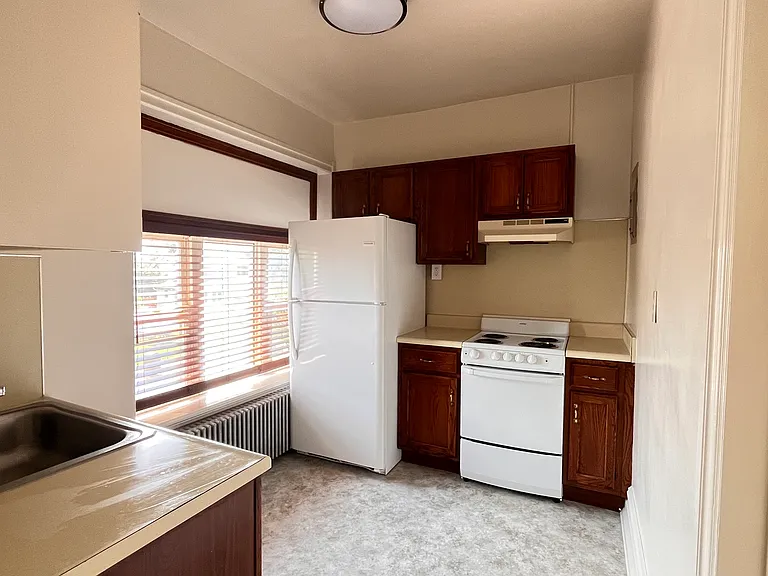 514 Pine St #2 — Photo 20