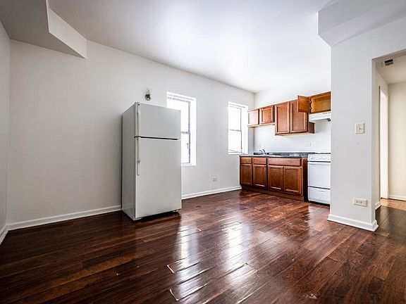 5th image of 801 E Drexel Sq #805-1C