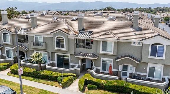 3rd image of 2290 Indigo Hills Dr Unit 4