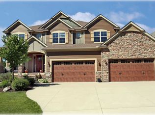 15517 57th Pl N, Plymouth, MN 55446