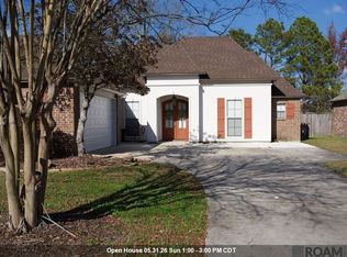 40432 Misty Oak Ct, Prairieville, LA 70769