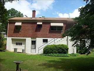 1st image of 197 Arnett Blvd