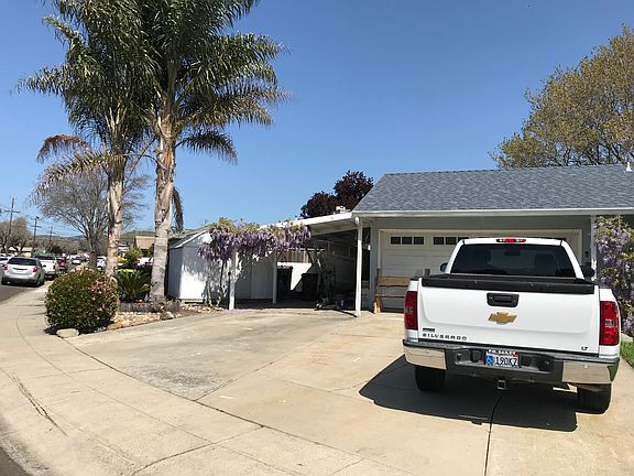 Lots of off street parking