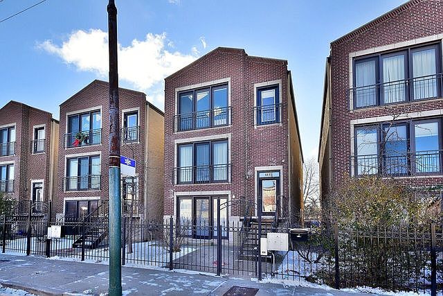 1st image of 6615 W Belmont Ave APT 3