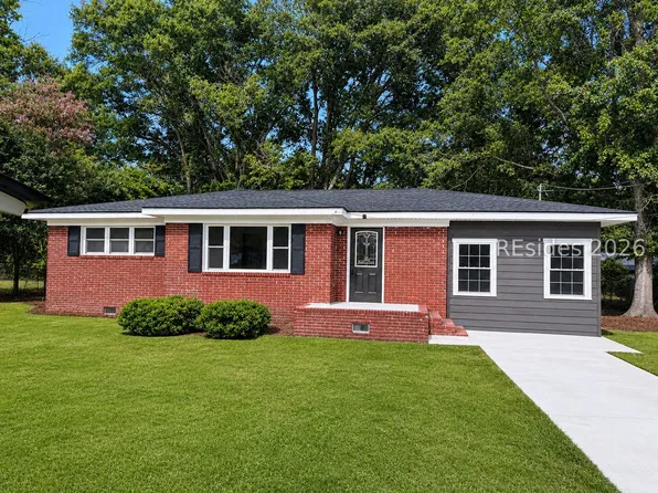 399 Byrd St S, Fairfax, SC 29827