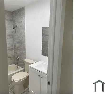 207 NW 32nd Ct #211 — Photo 5
