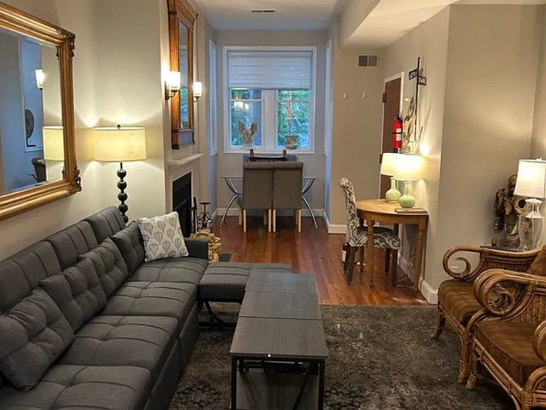1118 F St NE #2 — Photo 10