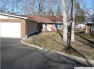 85A Dorchester Dr, Lakewood, NJ 08701