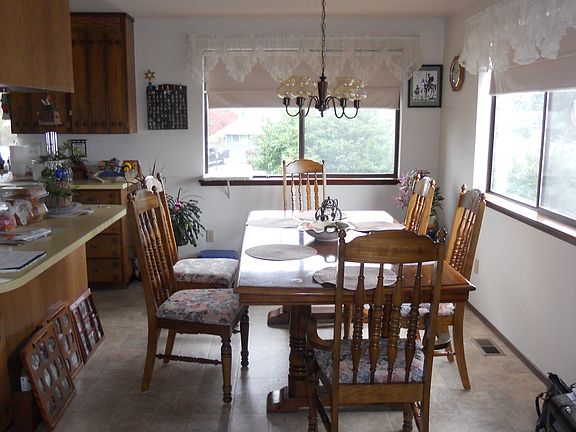 Eating Area off Kitchen