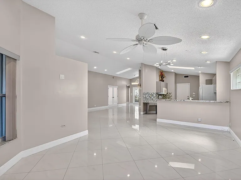 7891 Sailing Shores Ter — Photo 12
