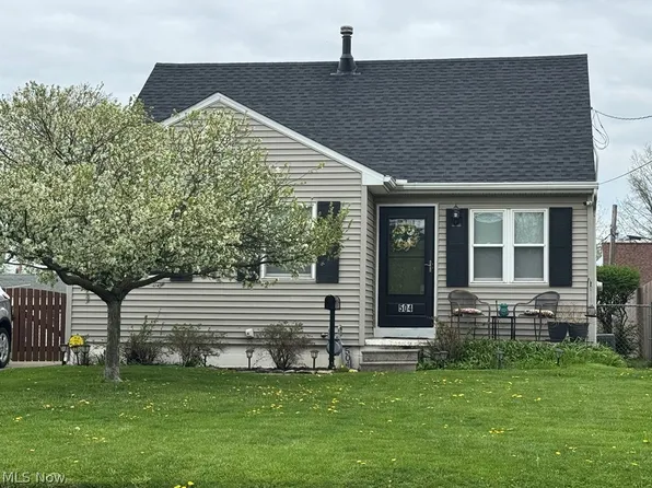 504 Princeton Ave, Elyria, OH 44035