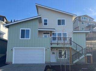 3526 Sussex Dr, Bellingham, WA
