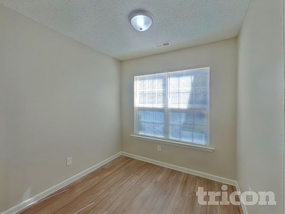 5th image of 509 Klondike Ln