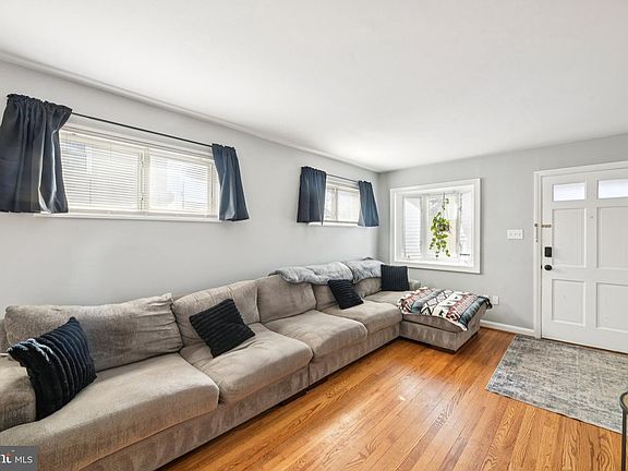 5th image of 6735 Radcliffe Dr