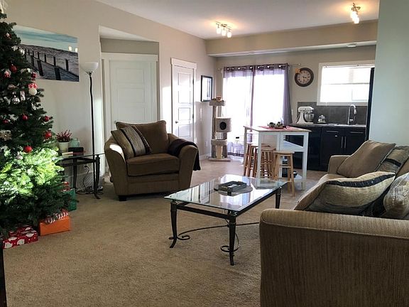 3rd image of 8821 86a Ave #B
