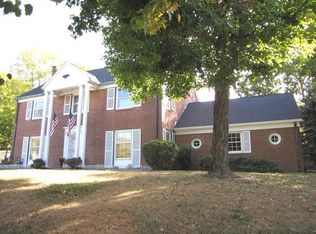 1725 Washington St, Columbus, IN 47201