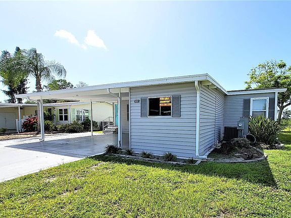 3rd image of 2032 Bayou Dr S