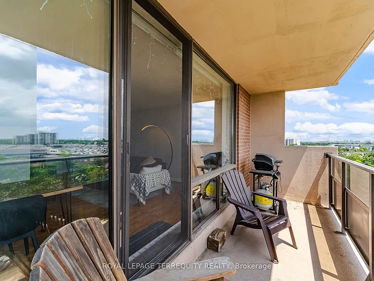 2929 Aquitaine Ave #709 — Photo 29