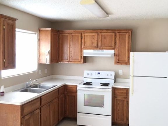 5th image of 2747 Normandy St