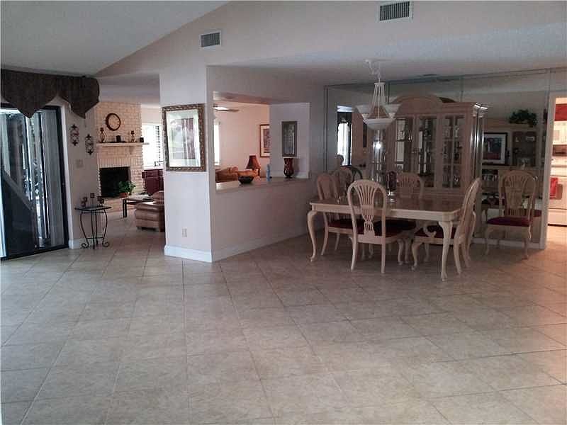 2nd image of 368 Deer Creek Woodlake Ln