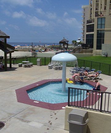 Kiddie pool