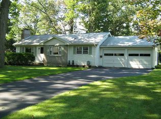 8 Morgan Dr, Hudson Falls, NY 12839