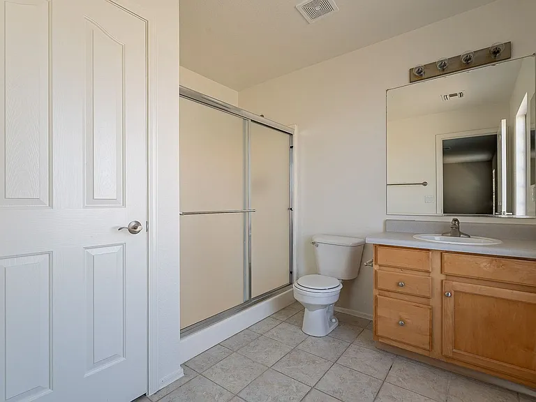 2420 E Gleneagle Dr — Photo 20