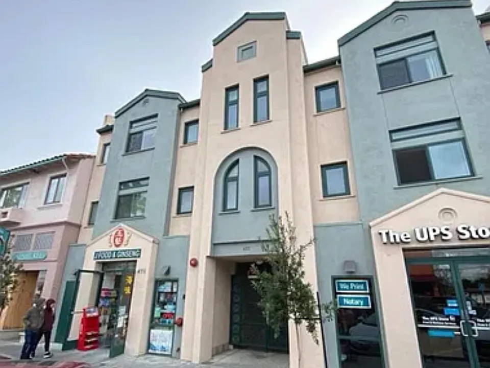 417 Broadway