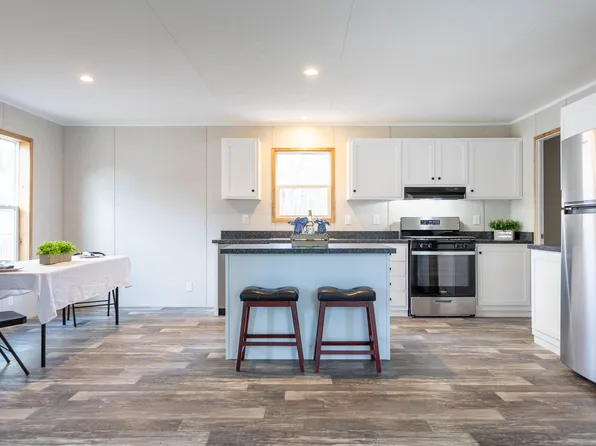 46 Hemlock Haven #46, Hampton, NH 03842