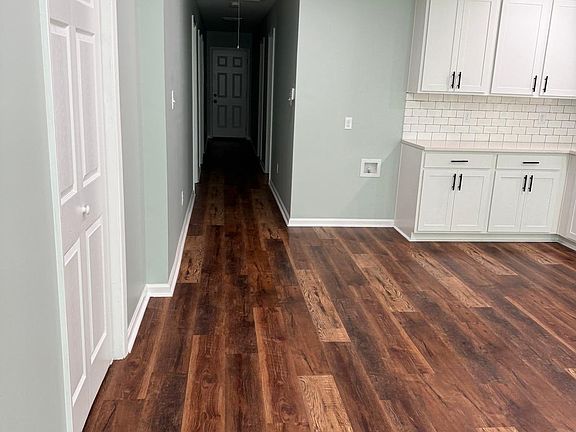 2nd image of 2264 Malone Ave