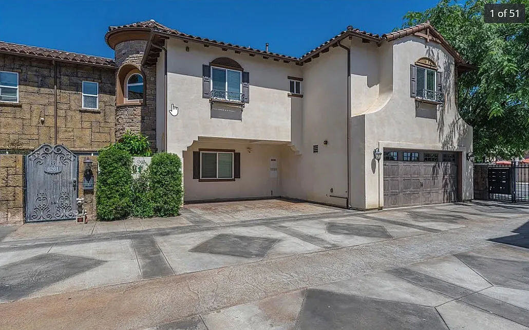 4 bed, 2.5 bath, 2384 sqft, $4,900 — Photo 2