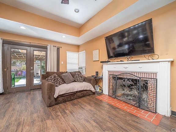 4th image of 8963 Citrus Ave