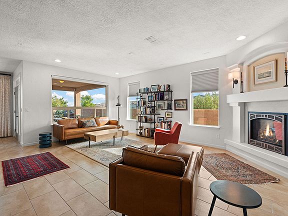 5th image of 2100 Coyote Creek Trl NW