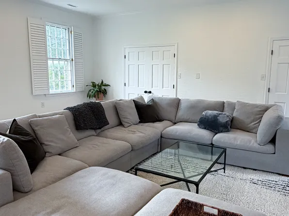 3908 Saint Marks Rd, Durham, NC 27707