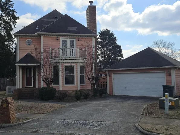 1806 Hollytree Dr NW, Huntsville, AL 35806