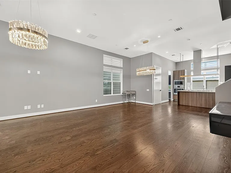 5919 E Post Oak Ln — Photo 9