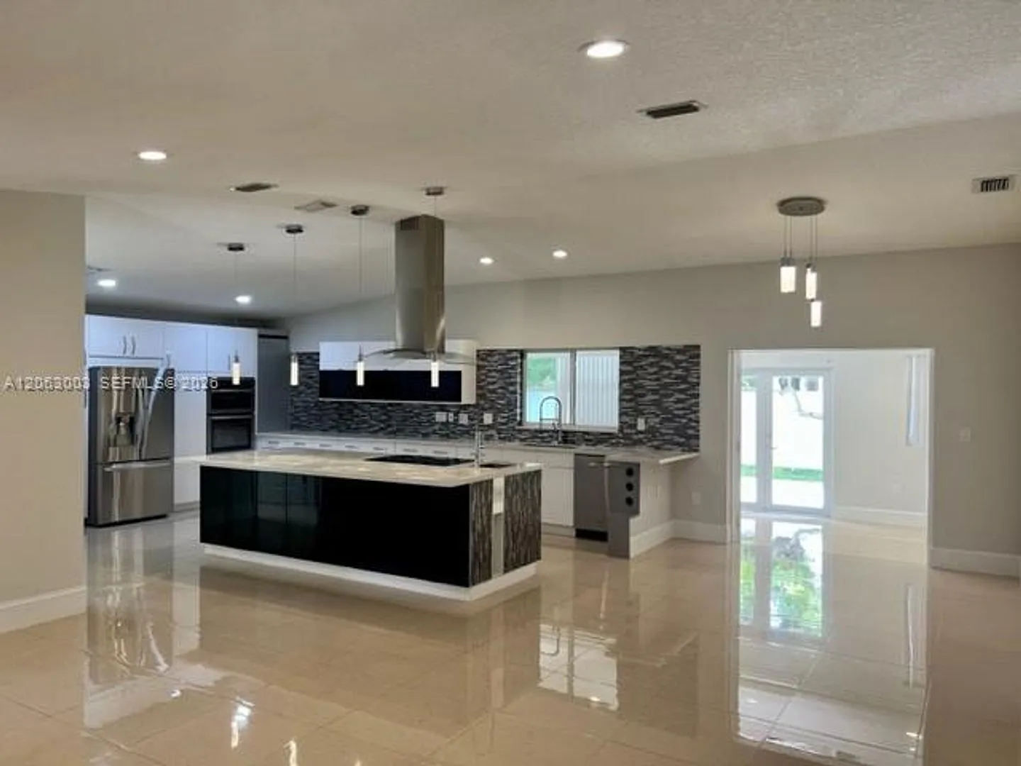 9845 NW 25th Ter # 9845, Doral, FL 33172 — Photo 4