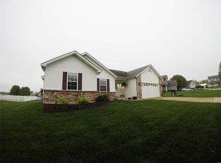 19 Dean Wells Ct, Warrenton, MO 63383
