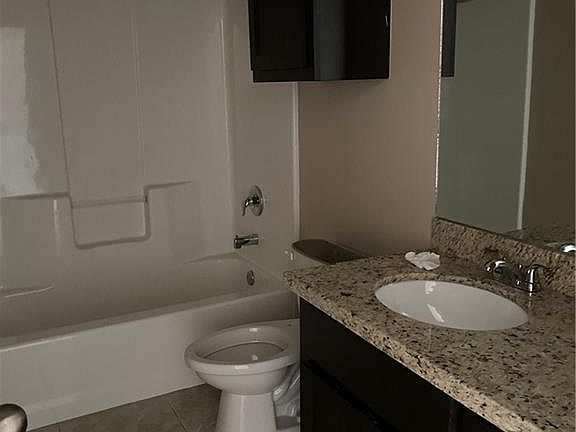 3rd image of 309 Baltic Ave #4