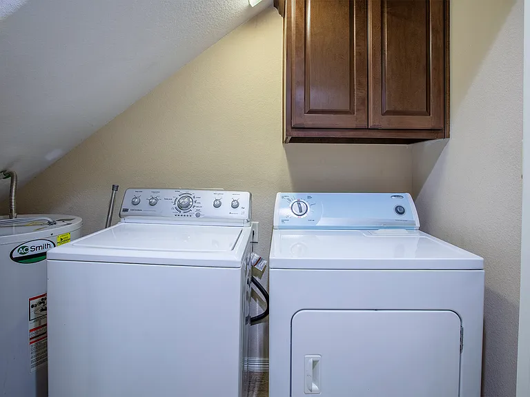 731 Dominik Dr — Photo 13