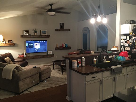 4th image of 633 Monte Vista Way