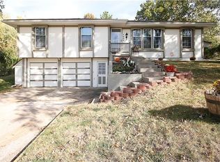 7005 NW Winan Ave, Kansas City, MO 64152