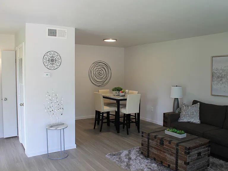The Phoenix Apartments — Photo 7