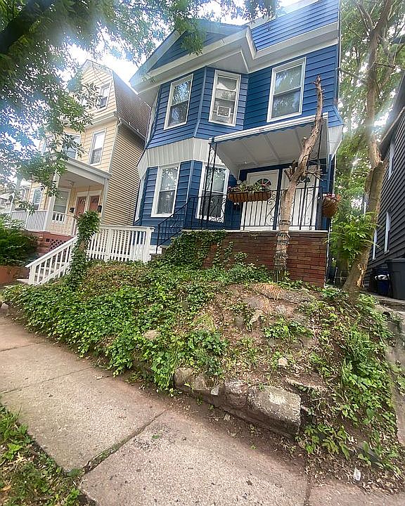 2nd image of 71 Girard Ave