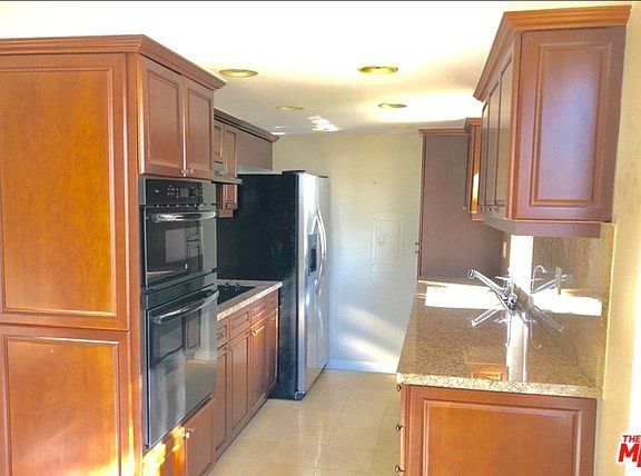 2nd image of 1351 N Crescent Heights Blvd APT 219