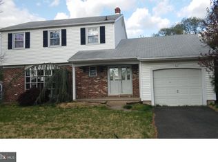 312 Jamestown Rd, Edgewater Park, NJ 08010