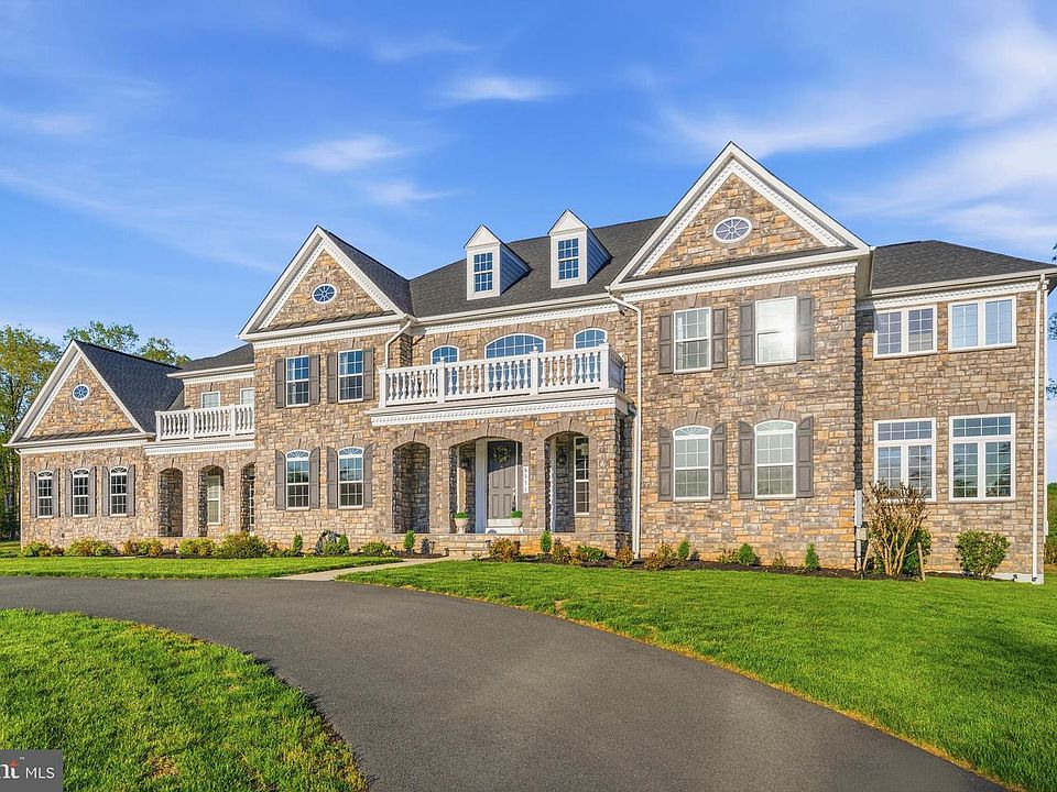 1st image of 6511 Bull Run Woods Trl