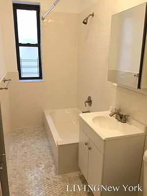 Rented by Living New York | media 44