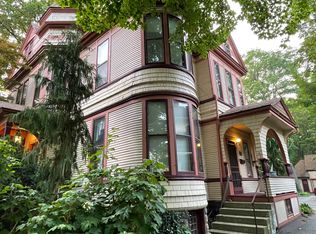 545 Fountain St NE #2, Grand Rapids, MI 49503
