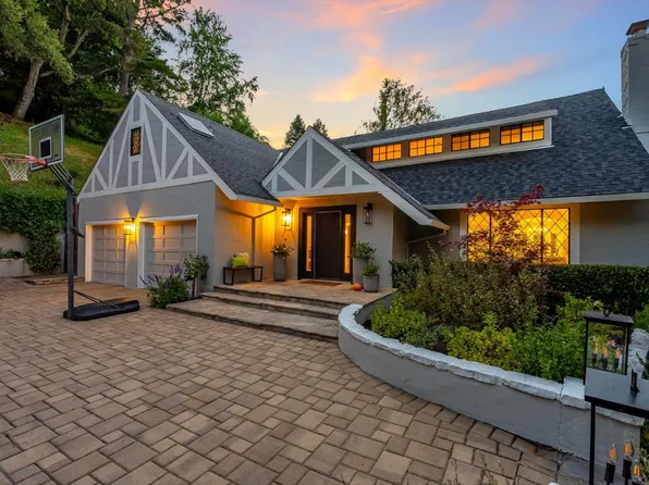220 Robin Rd, Hillsborough, CA 94010